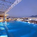 Hotel Romeo