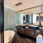 Hotel Romeo