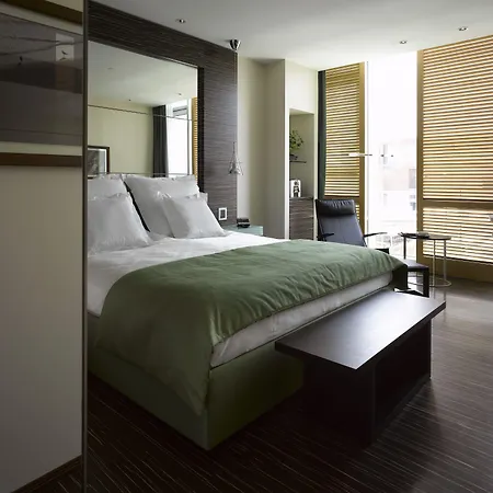 Romeo Hotel