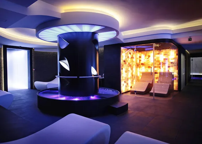 Romeo 5* Неаполь